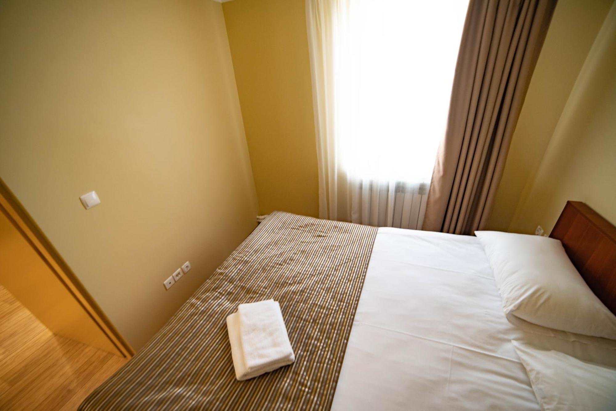 Chagala Hotel Aksai Aksay Esterno foto