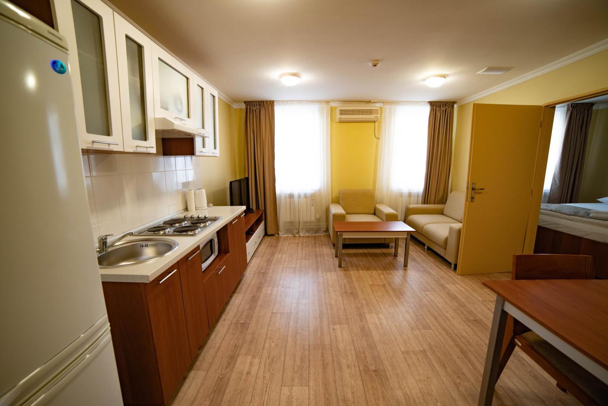 Chagala Hotel Aksai Aksay Esterno foto